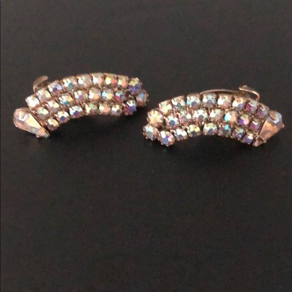 VINTAGE RAINBOW CRYSTAL CLIPON EARRINGS - Picture 6 of 8
